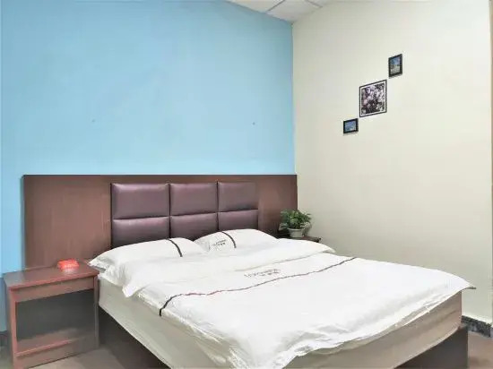 Xingguang Apartment (Zhongshan Huiyimei Shopping Plaza)