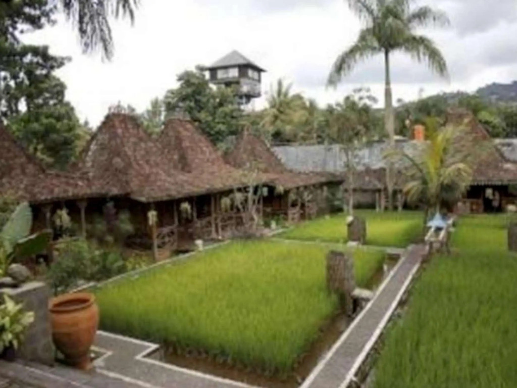 New Ayuda Hotel