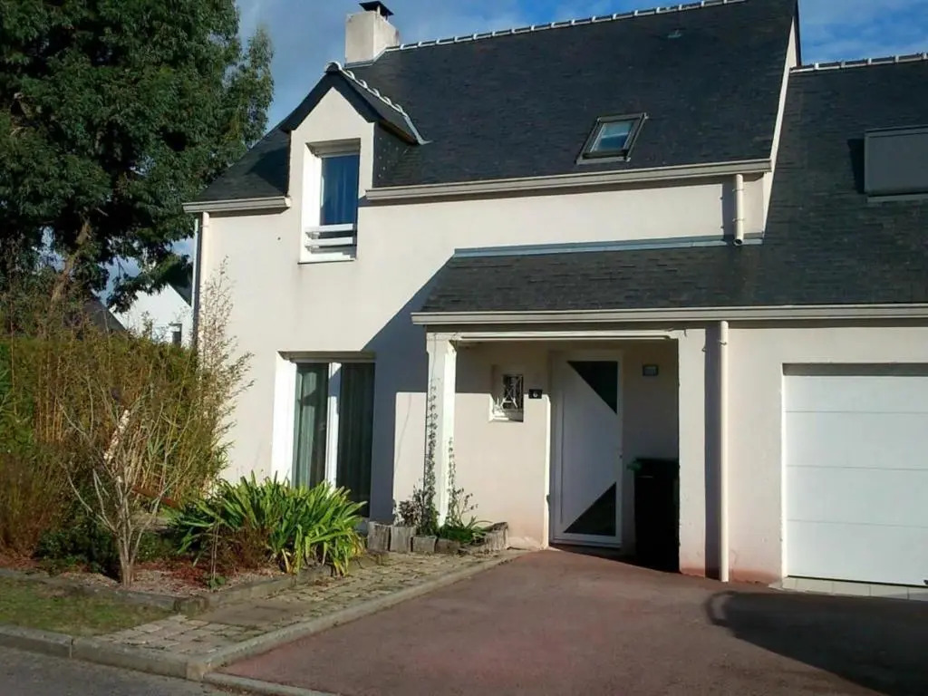 Maison cosy à Guérande, proche cité médiévale, avec jardin, terrasse, fibre et home cinéma. - FR-1-306-970