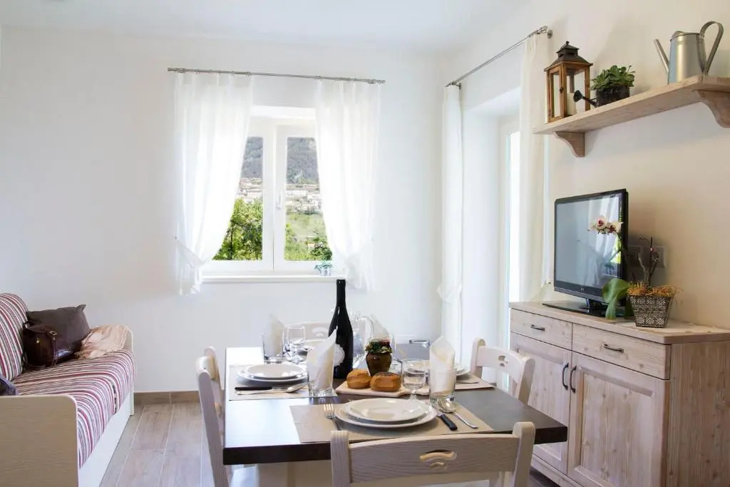 Mos Country House