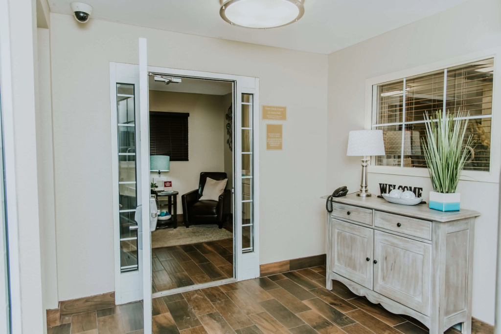Coratel Suites Extended Stay MSP Airport Minneapolis Richfield