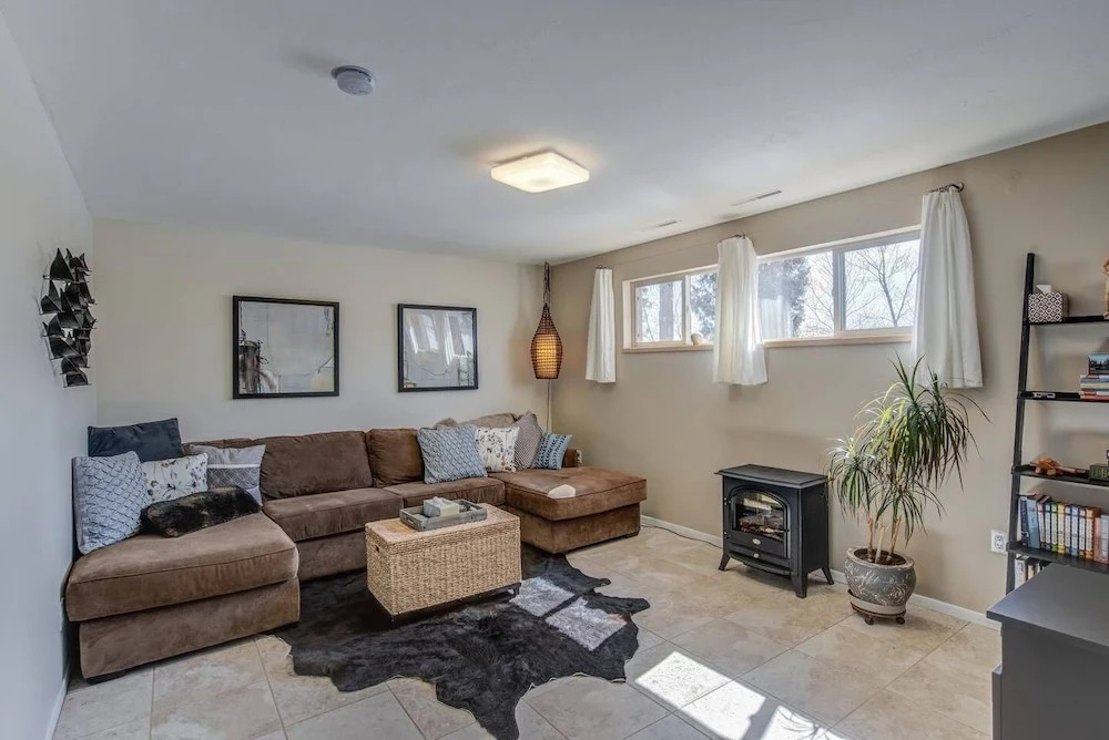 4BR Mtn Viewsgarden of the Godshot Tub, Firepit