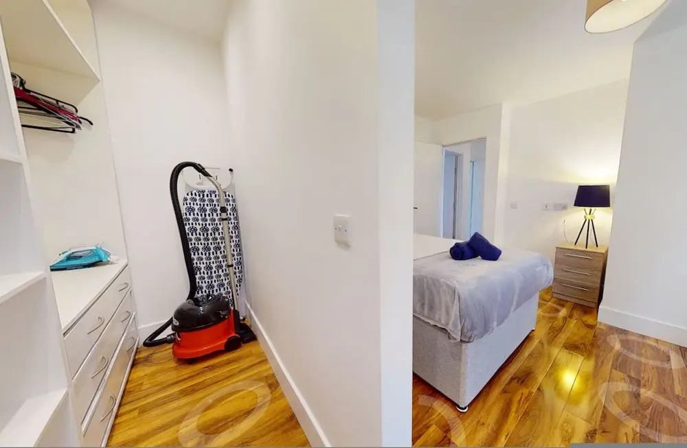 Stylish Bedford Town Centre Apartment 5 Sleeps 6 Fast Wi-fi