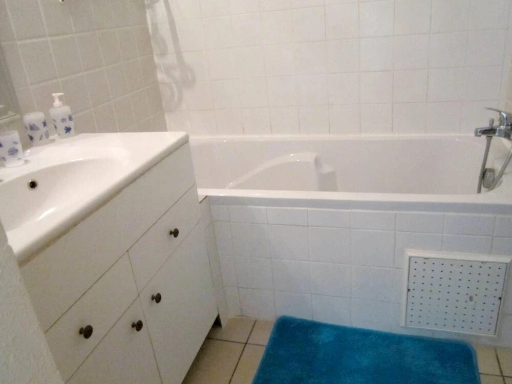 Studio in Sainte-anne, With Enclosed Garden and Wifi