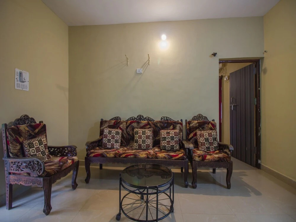 OYO 16456 Home Decent 1BHK Vagator