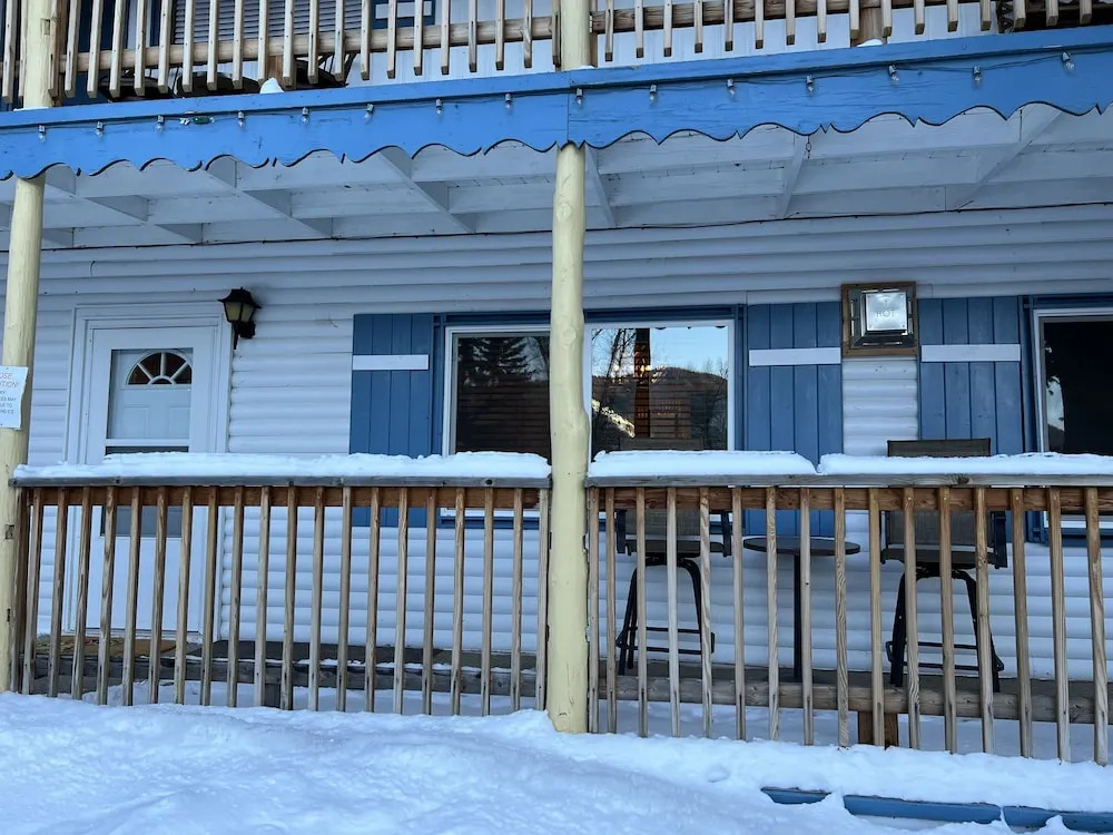 Bellamys Ski Haus