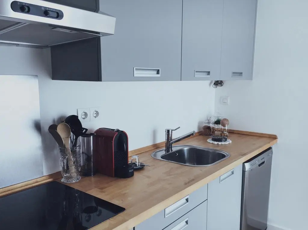 The L Apartment