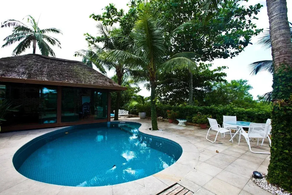 FL004 5 Bedroom Villa By Senstay