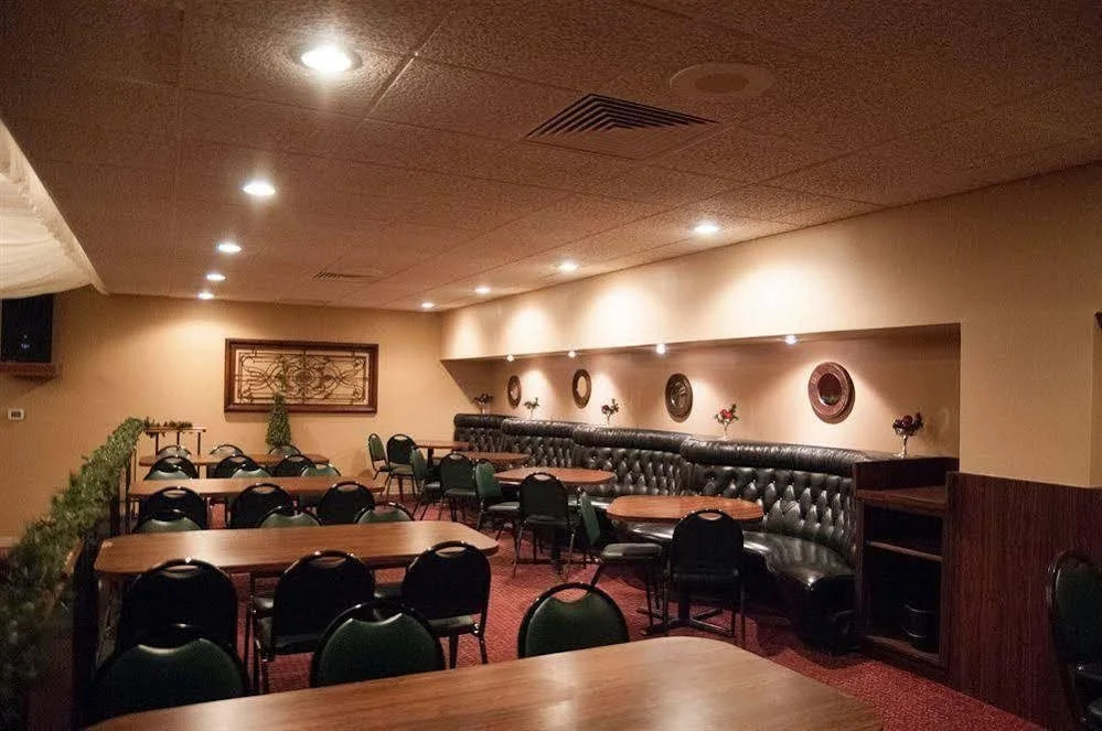 The Monticello Hotel