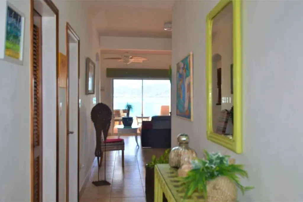 Caribbean Chic ocean front home 3 min to beach