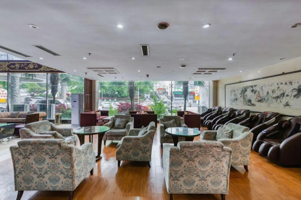 Vienna Classic Hotel (South Gate of Mount Huang Scenic Area)