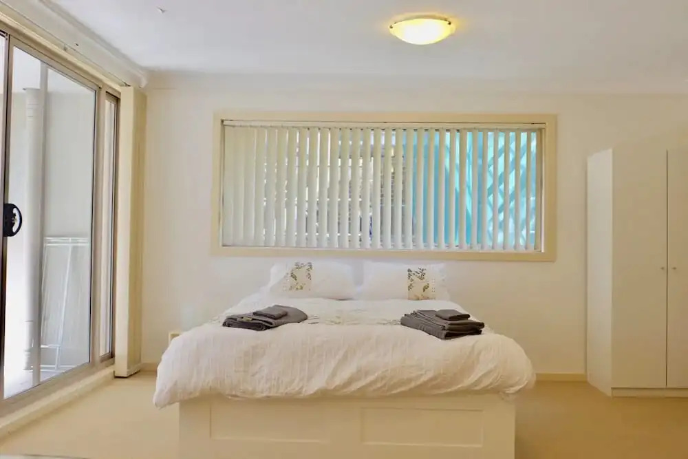 Spacious Studio by the Beach in Manly