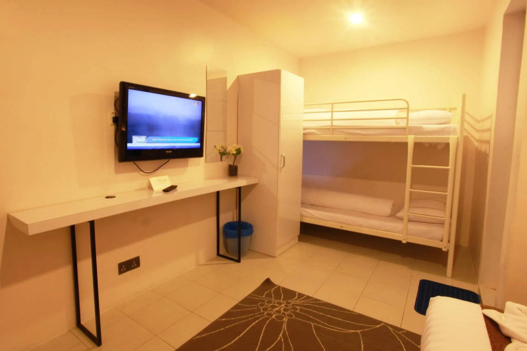 DWJ Hotel