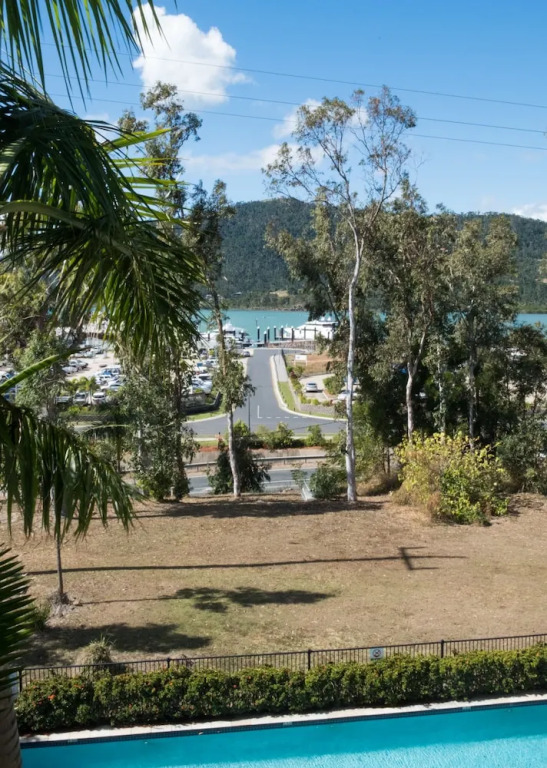 Le Jarden Vu Du Port