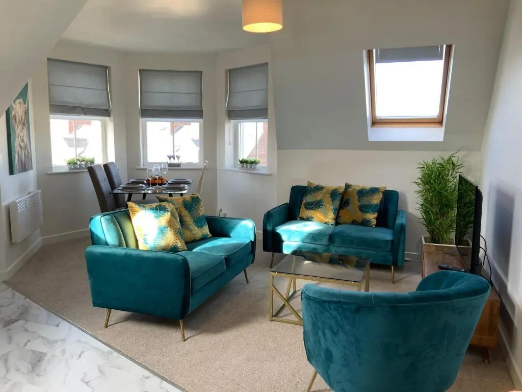 Luxurious Loft Flat 2-bed/2-bath