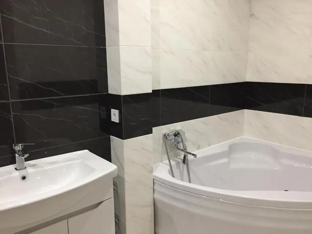 Lux 3-bedroom apartment in Most City area