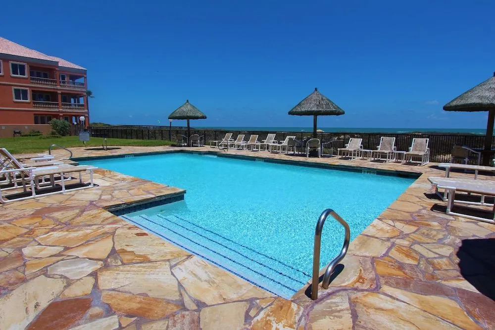 Seabreeze 1 Condominiums