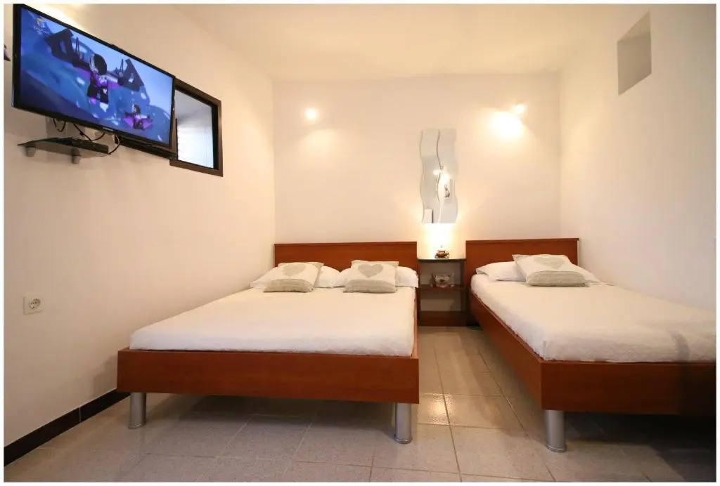 Apartment Karmela