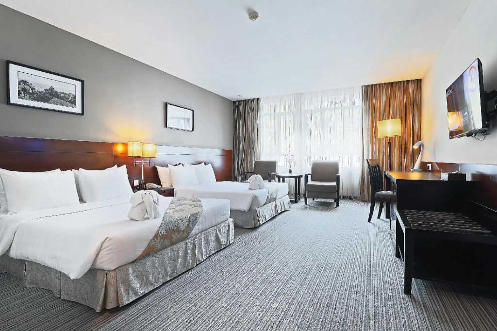 Hotel Sixty3