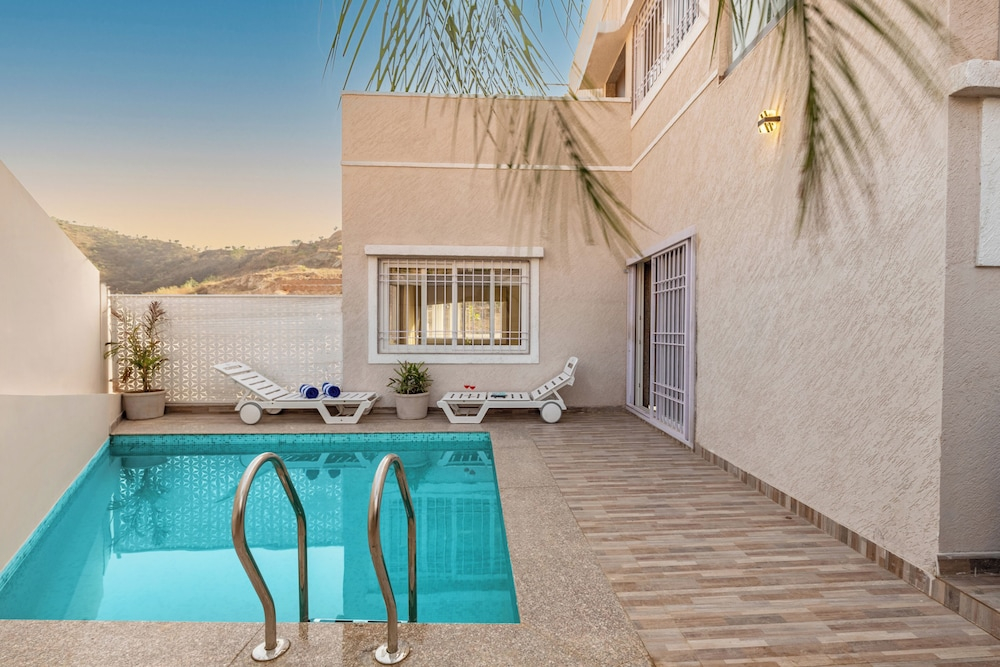 ELIVAAS Shourya Zenna Luxe 3BHK Villa with Pvt Pool, Udaipur