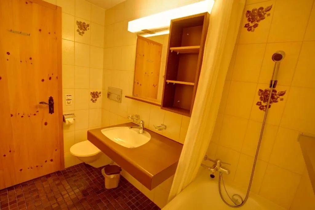 Chesa Munteratsch 1 1 2-Zimmerwohnung 204 Typ D