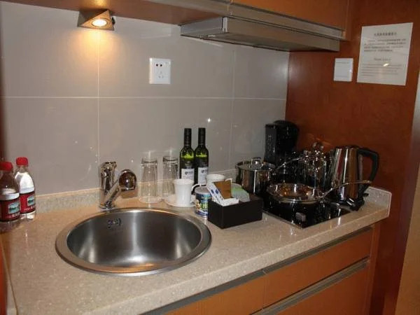 Greentown Island Lake Resort Hotel