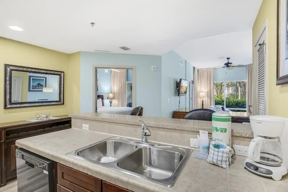 Luau I 6104 - flr1 - 1BR 1BA - (4)