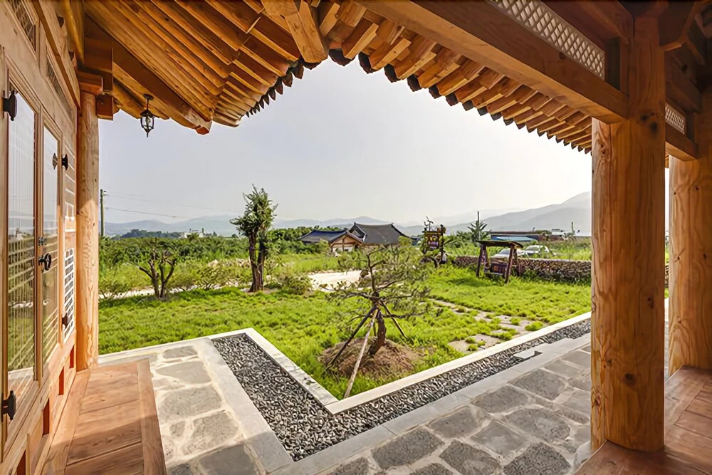 Suncheon Myeongga Hanok Pension