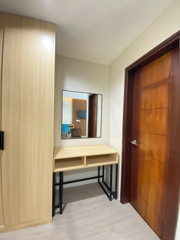 Vanyard Hotel