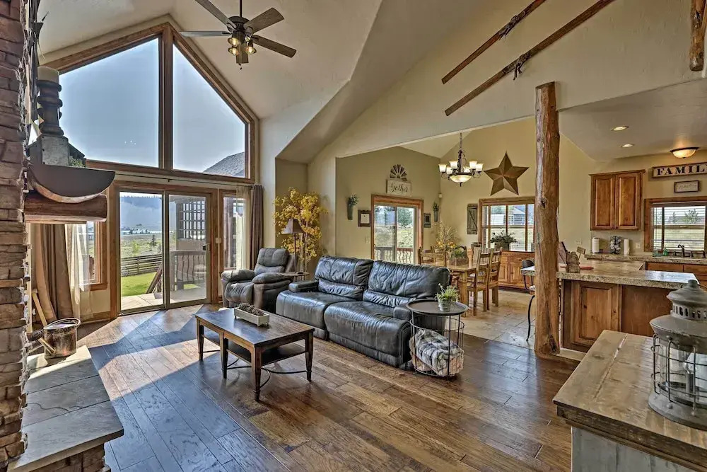 Golf, Ski & Hike: Luxe Group Getaway in Granby!