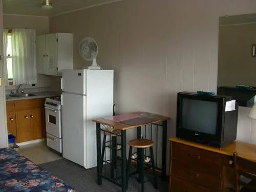 The White Horse Motel