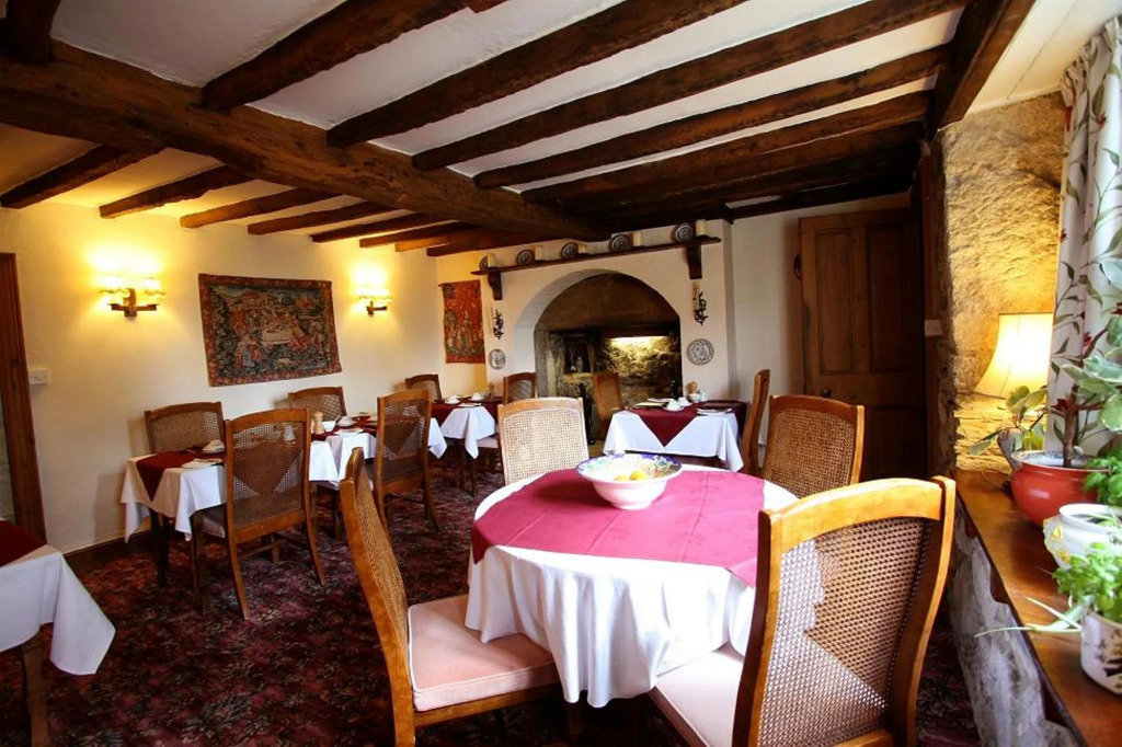 Collaven Manor