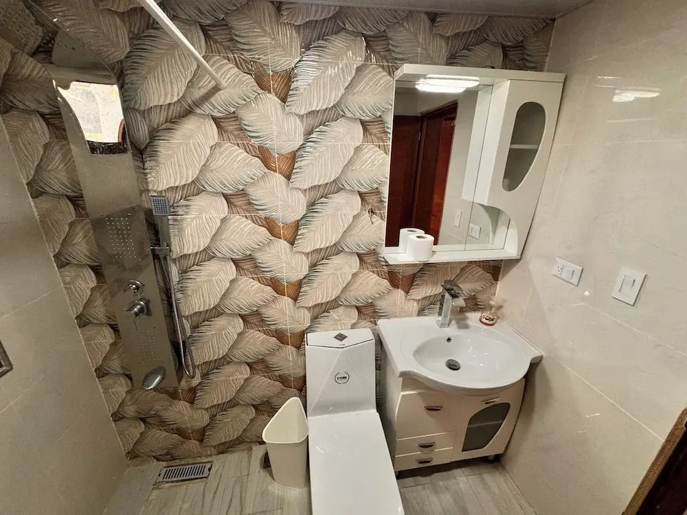 Enjoy Huge 4 Bedrooms and 3 Bathrooms