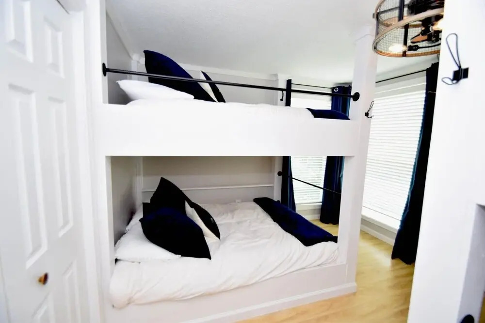 Aronimink 1b 2 Bedroom Condo