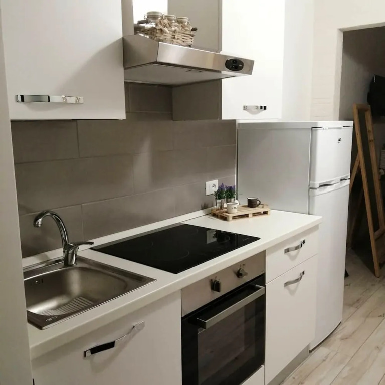 Apartment with One Bedroom in Palermo, with Wifi - 10 Km From the Beach