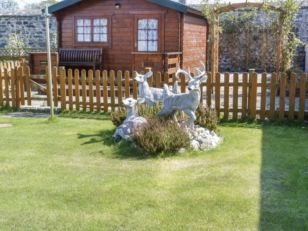 5 Golfview Drive