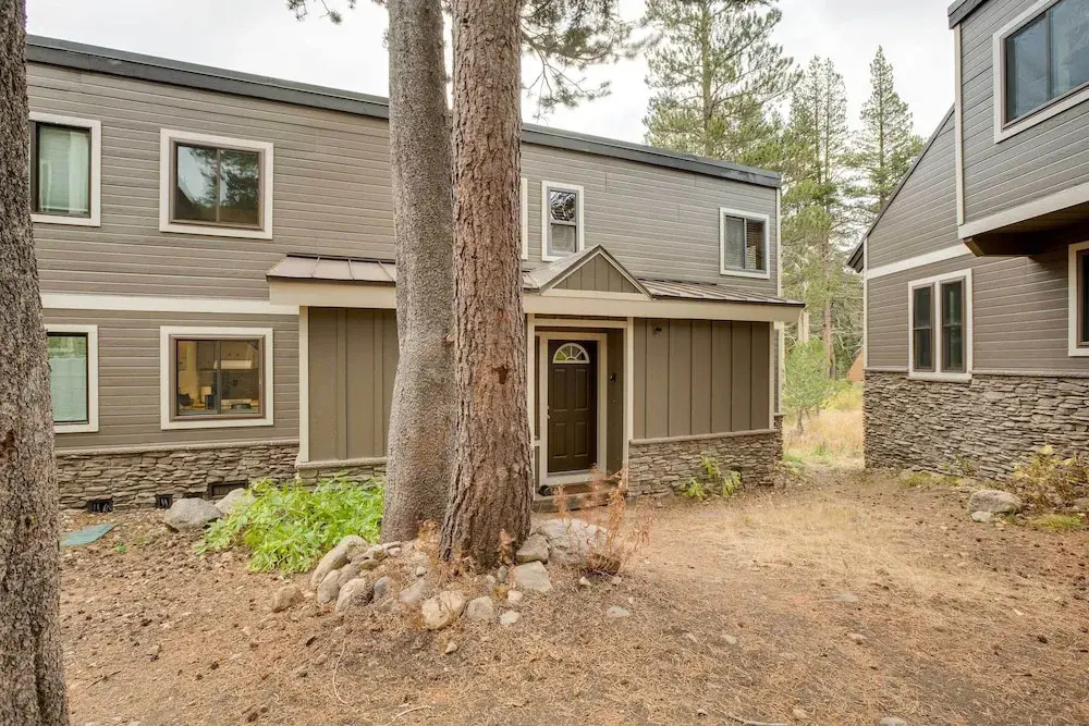 Mountain Condo w/ Fireplace in Kirkwood Ski Resort