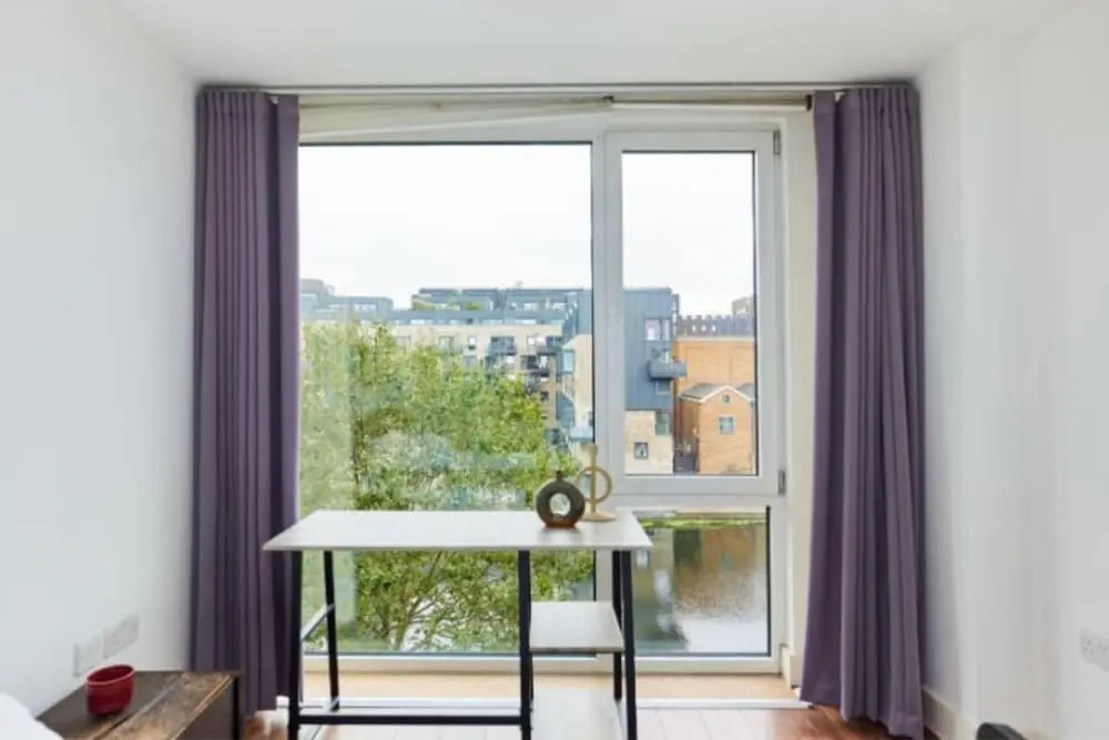 The Graham Park Hideout - Breathtaking 2BDR Flat with Balcony