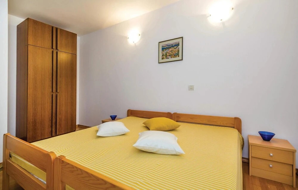 3 Bedroom Nice Home In Crikvenica