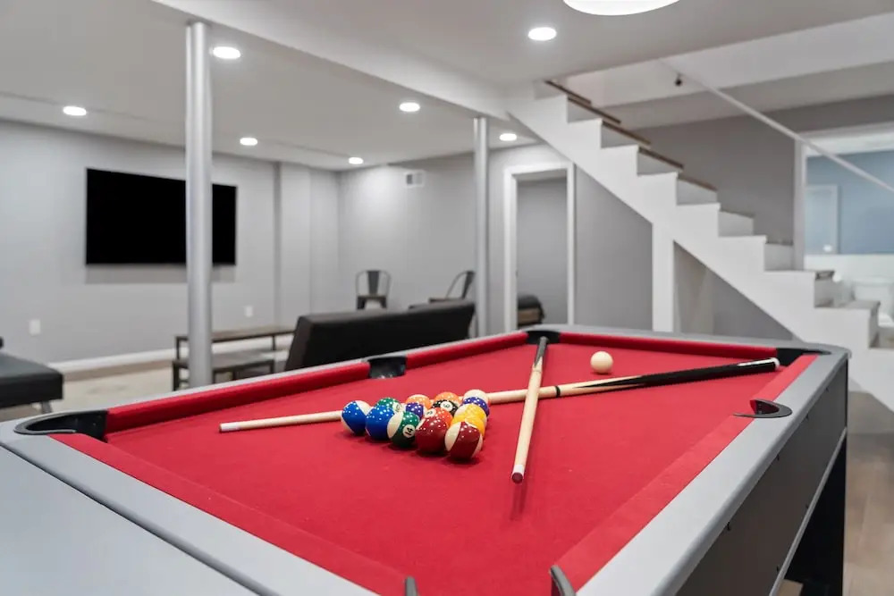 Amazing Vacation House In Poconos~hottub~game Room 6 Bedroom Home