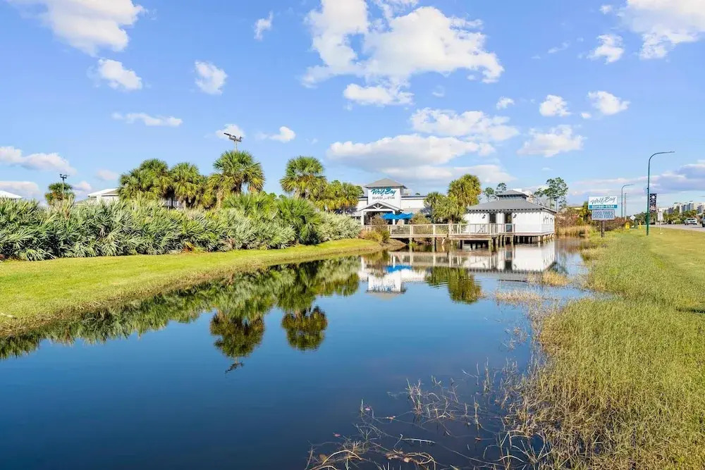 Romar Lakes 101c