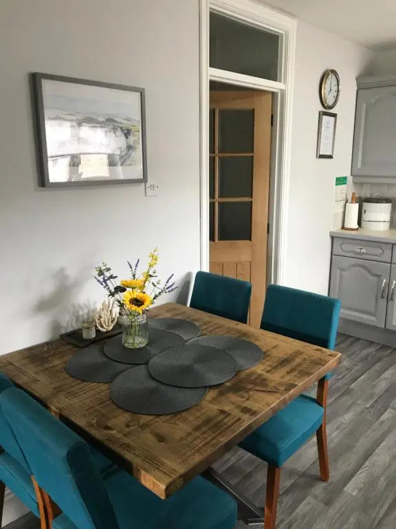 Sea view cottage