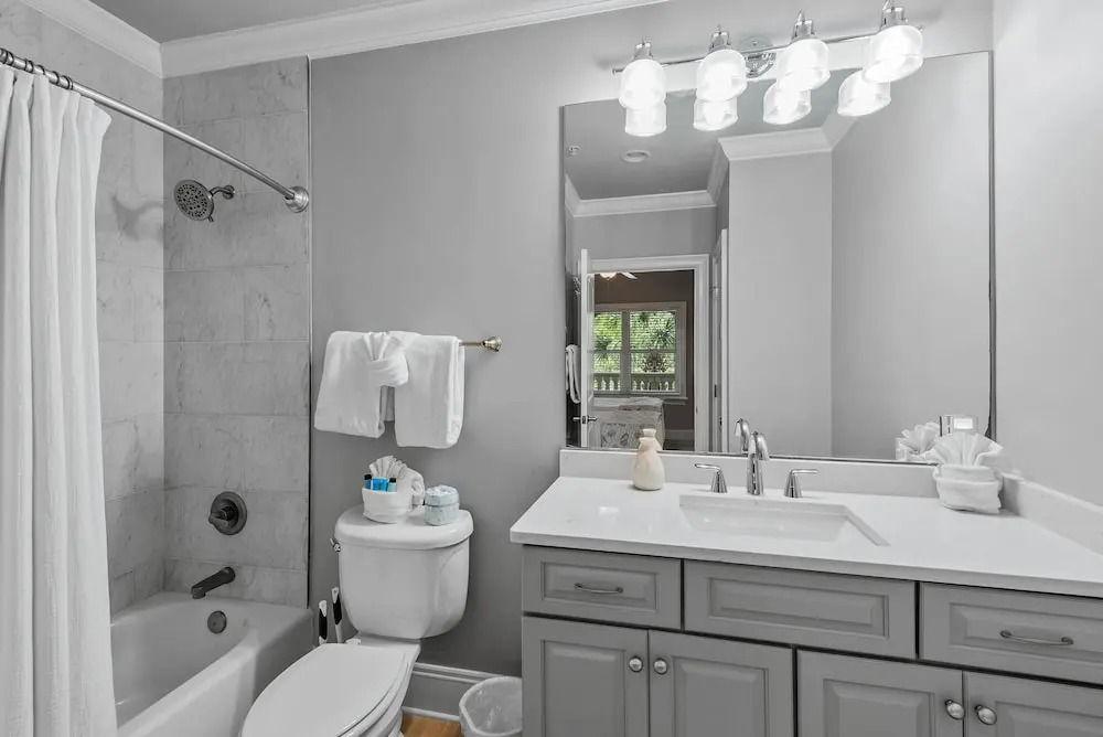 Adagio F205