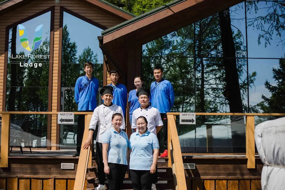 Lake Forest Lodge