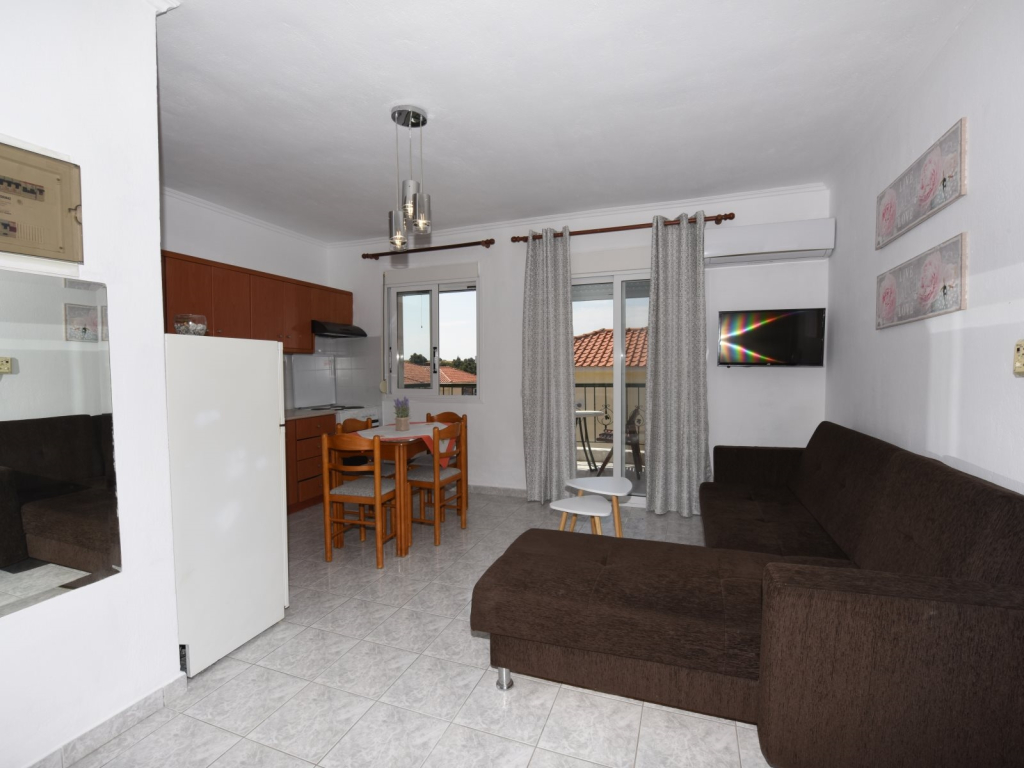 Isolde Apartment by TravelPro Services - Kalli...
