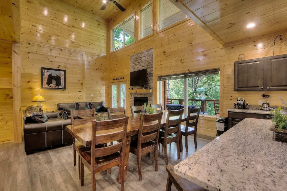 New 5K Suites Hot Tub Game Room Near Gsmnp