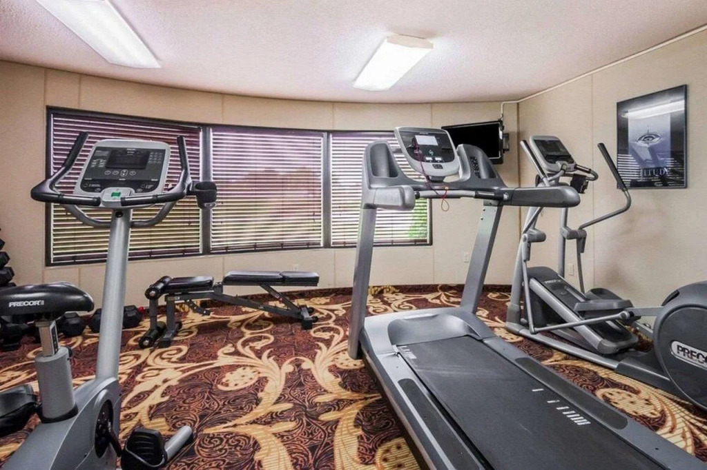 Quality Inn Paris
