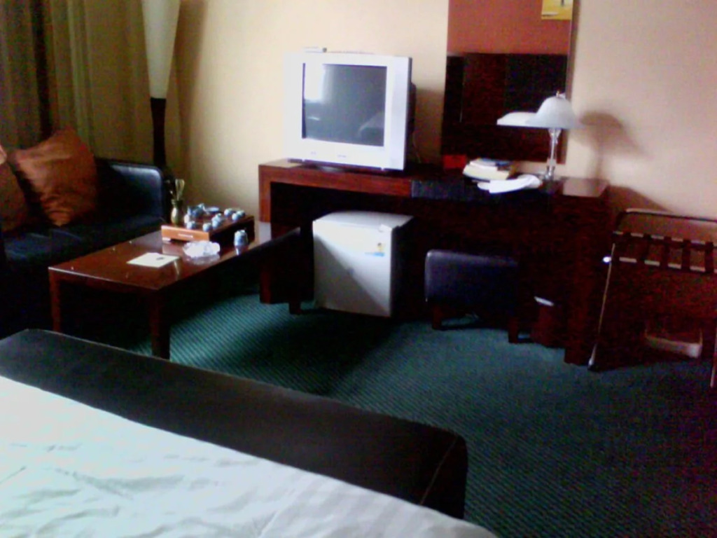 Longda Holiday Hotel