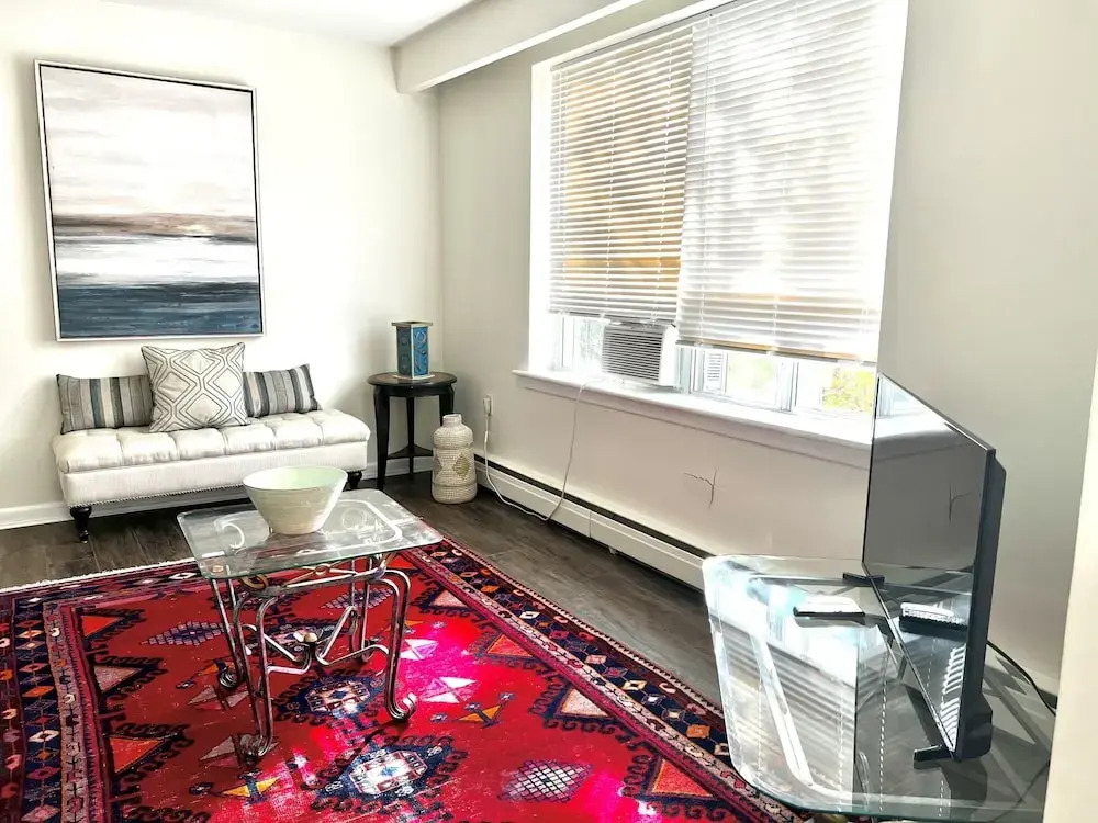 Elegant Brand New Apartment in Central Burlington