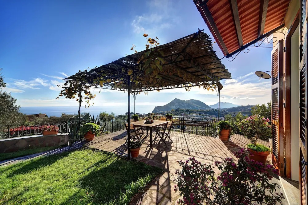 Villa Due Golfi